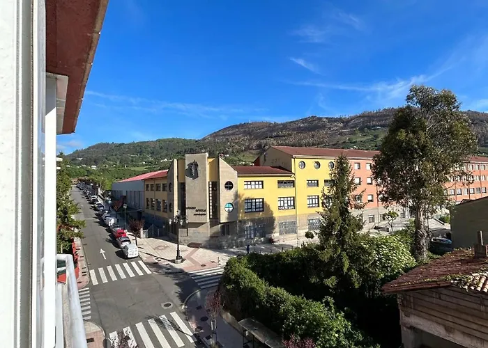 Amplio Alojamiento En Oviedo